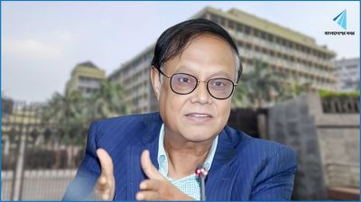 ব্যাংকে গ্রাহকের গচ্ছিত অর্থ নিরাপদ রাখবে সরকার : গভর্নর